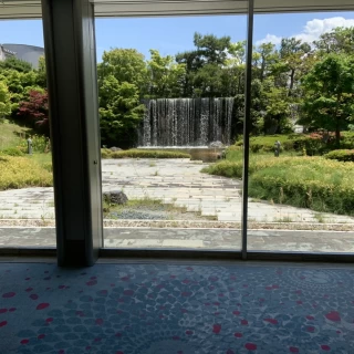 披露宴会場の庭園です。