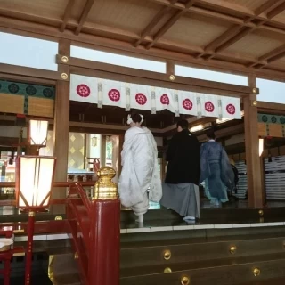 神殿の中の風景です。ここで巫女の舞も披露してくだいました。