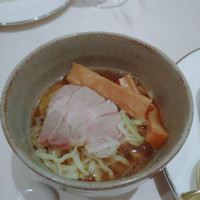 披露宴には珍しいラーメンが出てきました。