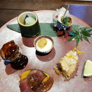 お肉やフォアグラ寿司