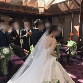 挙式　退場　フラワーシャワー