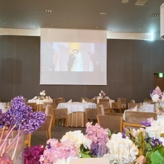 シックな披露宴会場