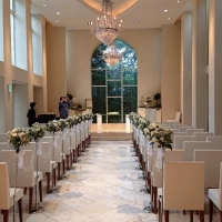 雨の日の午前中のチャペル