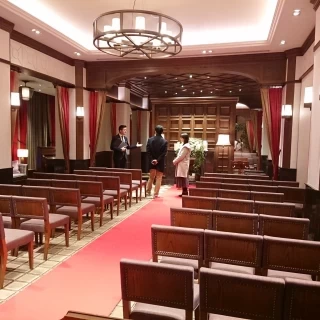 室内チャペルです