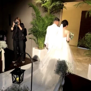 新郎新婦退場