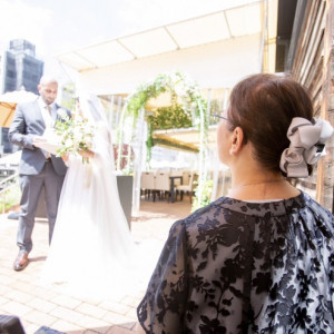 オープンテラスでの人前式|568779さんの8G Horie RiverTerrace Weddingの写真(1085120)