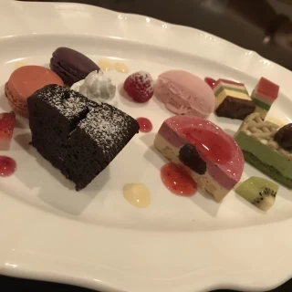 デザート盛り合わせです。