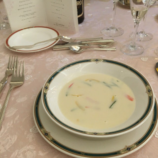 白インゲンのスープ。しっかりと量がありました。