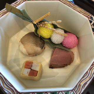 和食コース　手毬寿司とお団子
