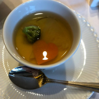 フカヒレ入りの茶わん蒸し