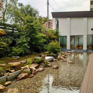 披露宴会場隣接の日本庭園。|569596さんの岡山モノリスの写真(1525583)