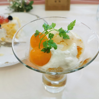 ほうずきのパフェ