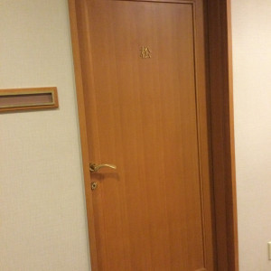 控え室の一つ一つに「松」などの名前があります。|569812さんの札幌パークホテルの写真(1120409)