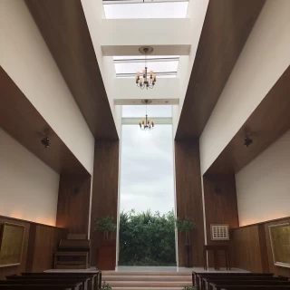 天井が開けていて開放感がある。