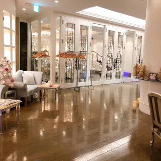 披露宴会場パール前前室
