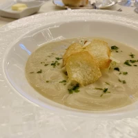 豆乳スープは濃厚でした。