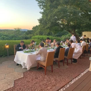 夕日がしずむタイミングでのガーデンでお食事。最高でした。