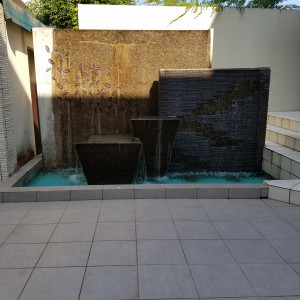 水が流れる癒しの中庭|570643さんのエルティ ウェディング・パーティエンポリアムの写真(1103210)