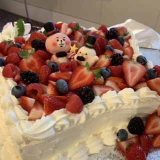 リクエストで好きなキャラクターのマジパンを乗せて頂きました