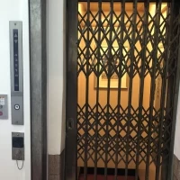 歴史的なエレベーター