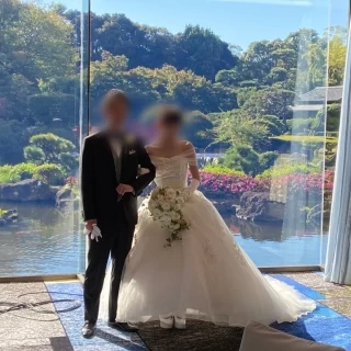 滝も見える素敵な庭園