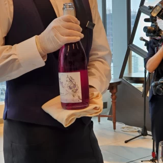 乾杯のシャンパン