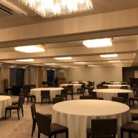和モダンな会場