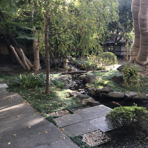 中庭には池もあります。|571943さんのSHOZANKAN（仙台 勝山館）の写真(1114202)