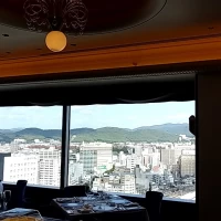 プリムローズ4(プリムローズ1を引きで撮影)
