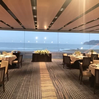 こちらは大人数むけの会場です