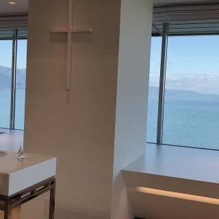 琵琶湖が見えます。