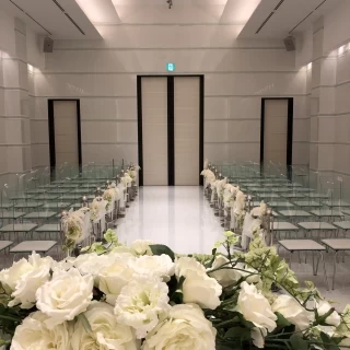 白ベースのチャペル