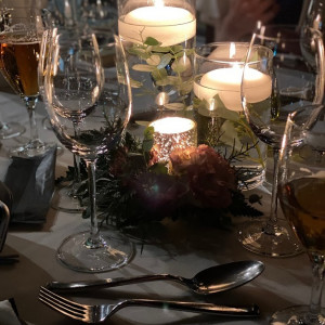 披露宴会場テーブルの装花2|572322さんのジェームス邸の写真(1110881)