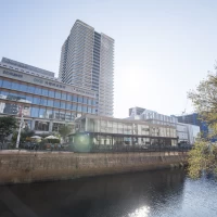 堀川に面したロケーション