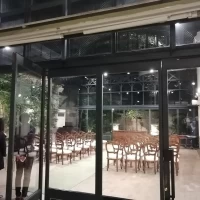 挙式会場を外から見た写真です