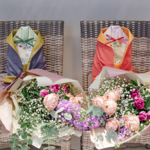 両親への花束とギフト|572512さんのLAZOR GARDEN NAGOYA（ラソール ガーデン 名古屋）の写真(1243449)