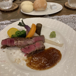 お肉がとても柔らかく夢中になって食べてしまいました