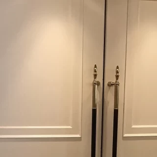 扉