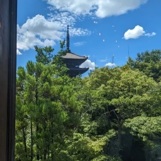披露宴会場から見た五重の塔