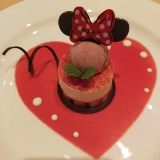 コース料理のデザート