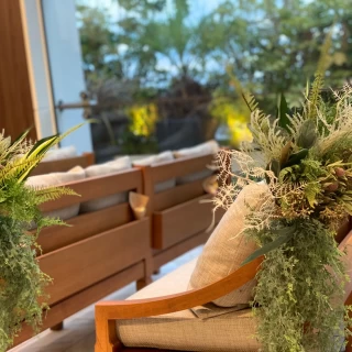 チャペル椅子の装花