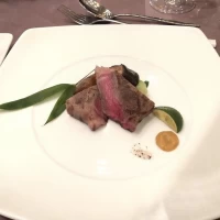 お肉