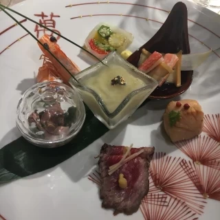お料理がとにかく美味しいです。