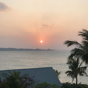 チャペルと夕日が映えます。|574148さんのホテル ムーンビーチの写真(1123978)