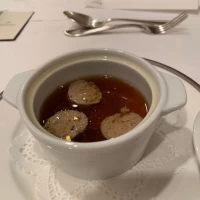 スープ。金箔が入ってました