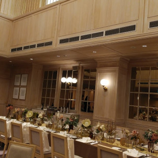 上から登場できます