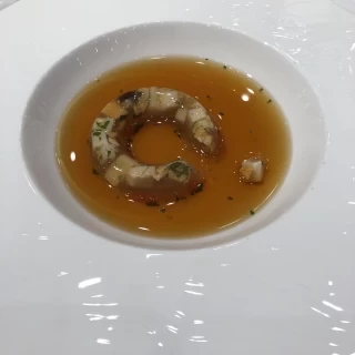 スープはその場で注がれました