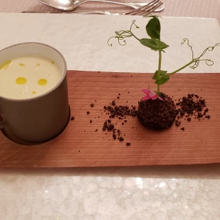 これも、食べたことのないおしゃれな料理