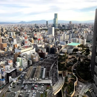 披露宴会場から難波の街並みが一望できます。