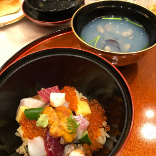 ちらし寿司は特に高齢の親族に好評でした。